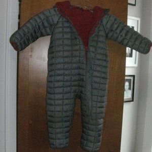 Snozu grey red quilted fleece lined hooded snowsuit zip up closure sz 24 months
